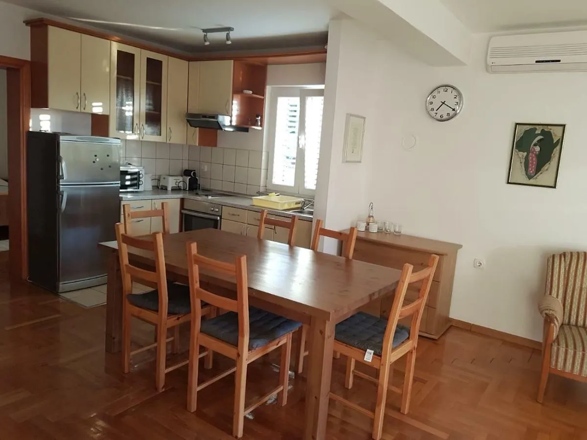 Apartment Ana Malinska Croatia